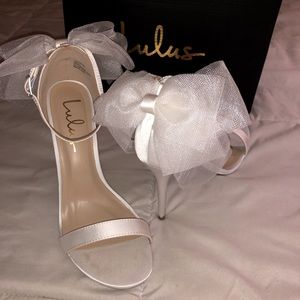 Lulu’s bridal bow heels